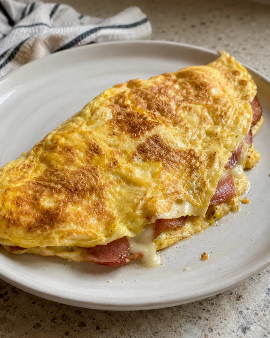 Omelette tostata con affettati